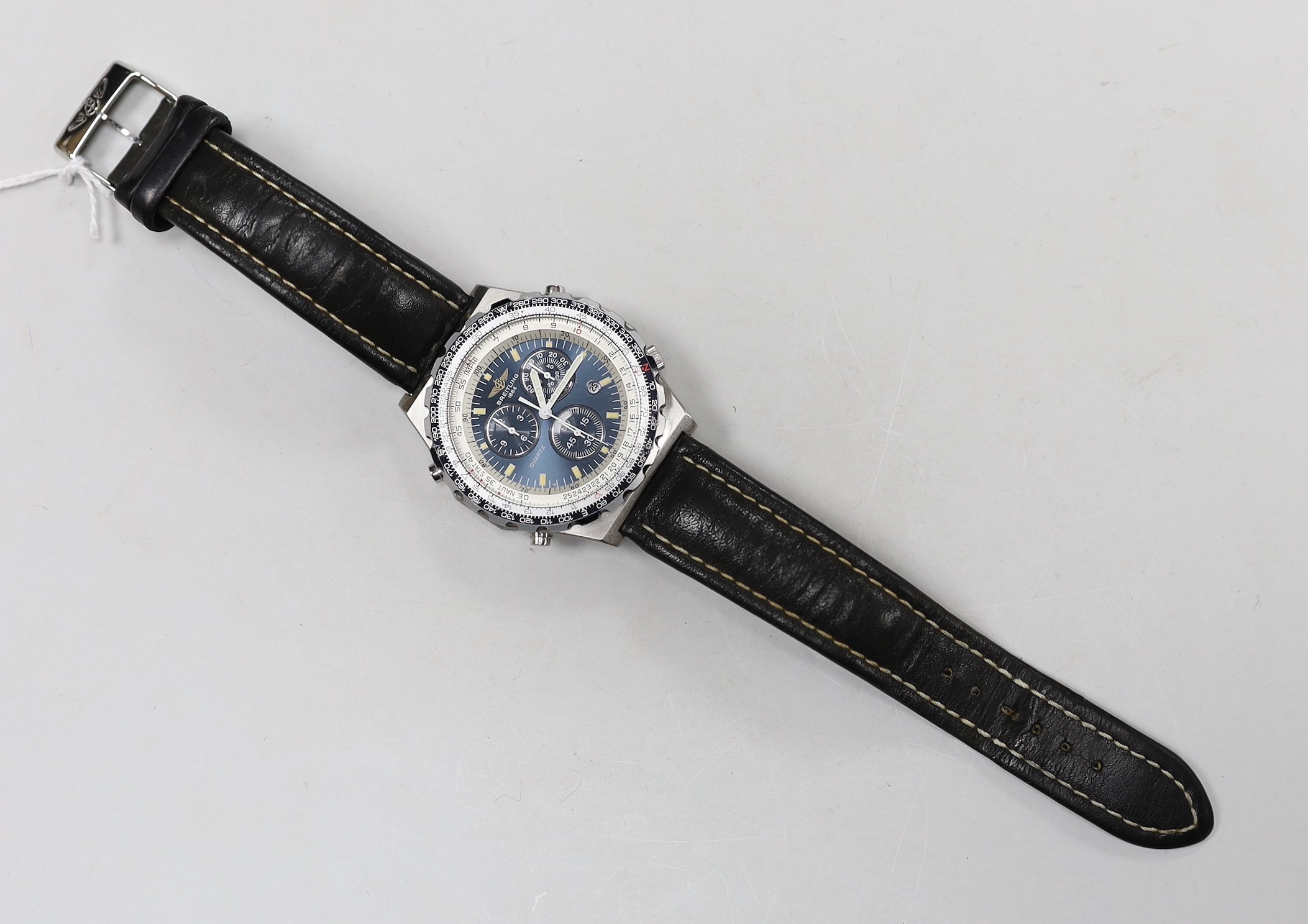 A gentleman's 1990's steel Breitling Navitimer Jupiter Pilot quartz wrist watch, with box and papers, case diameter 42mm, on Breitling leather strap.